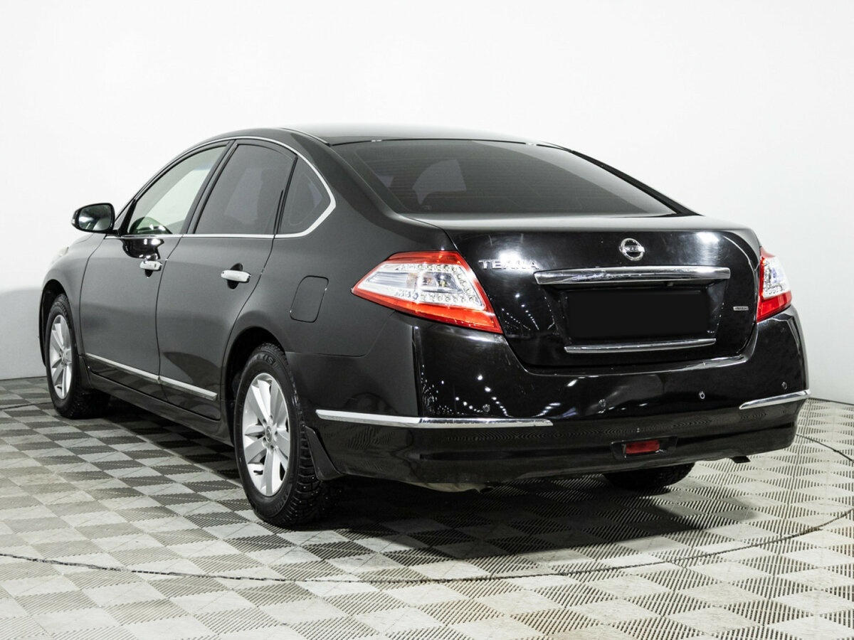 Nissan Teana с пробегом — 2012 год. Фото: #6