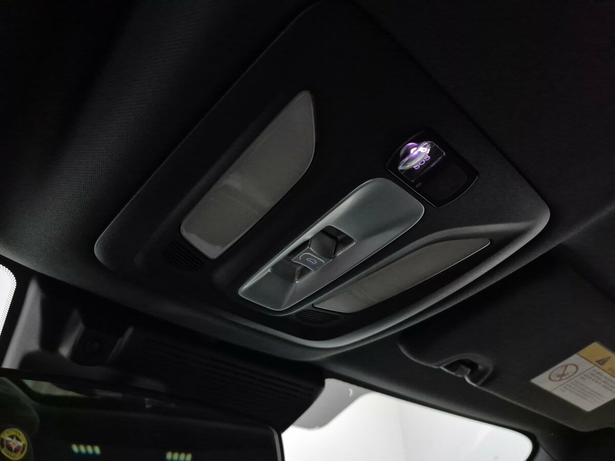 Changan UNI-V с пробегом — 2024 год. Фото: #15