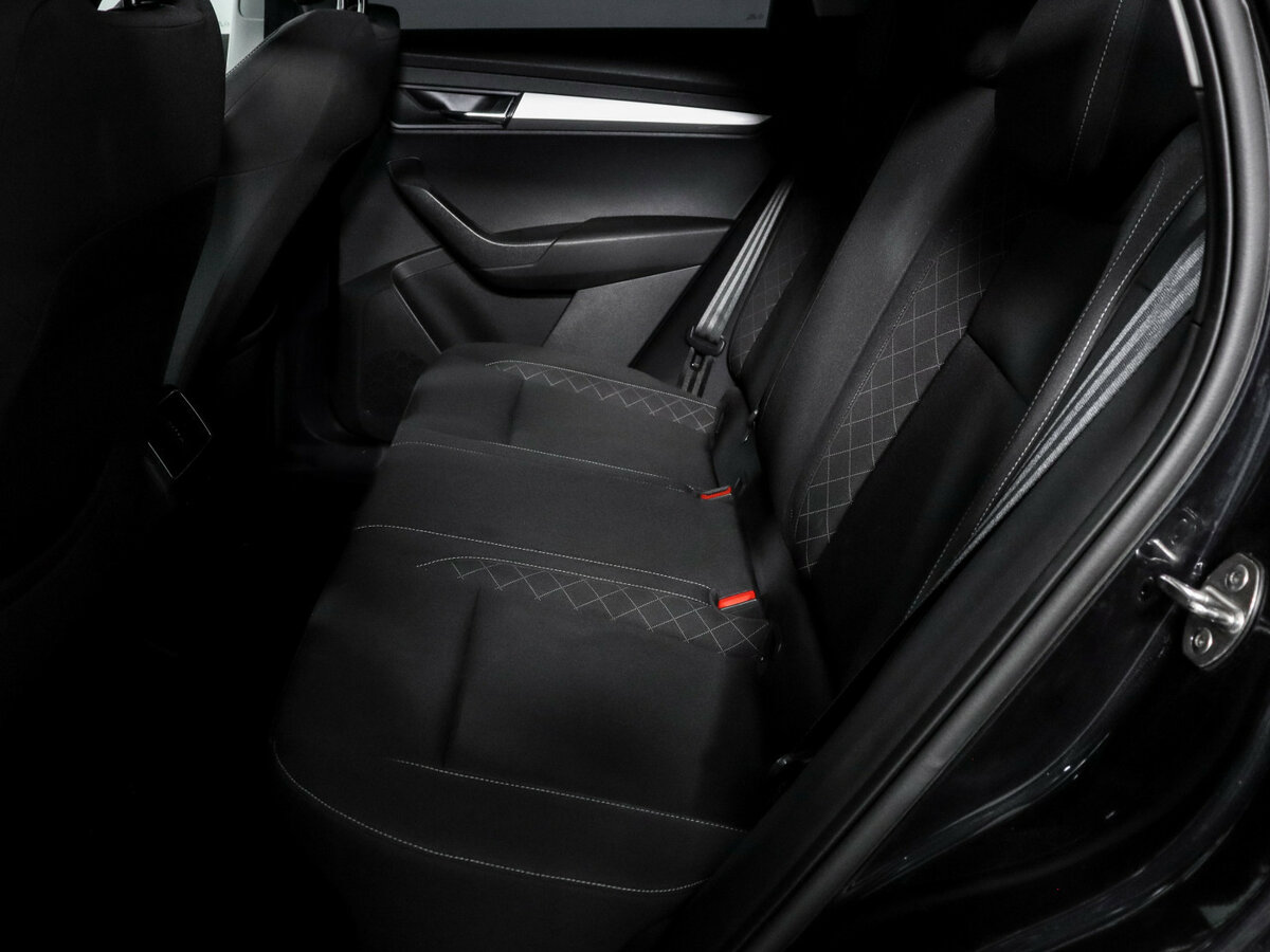 Skoda Karoq с пробегом — 2021 год. Фото: #9