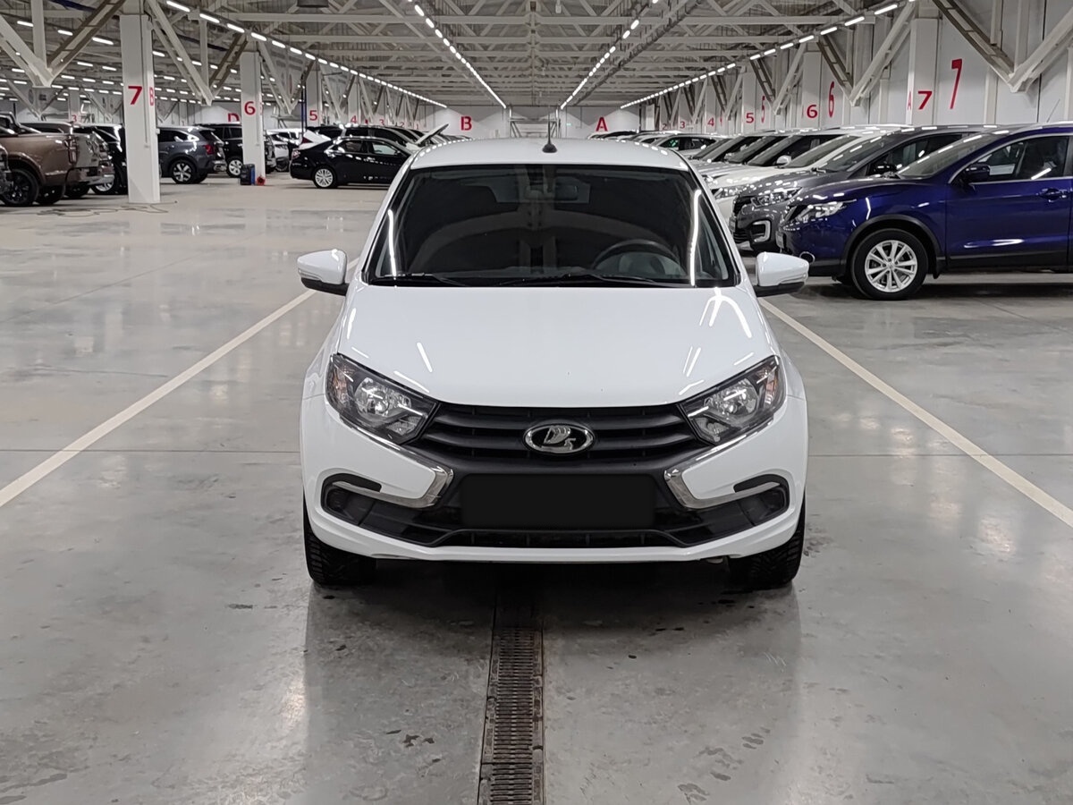 Lada (ВАЗ) Granta с пробегом — 2023 год. Фото: #1