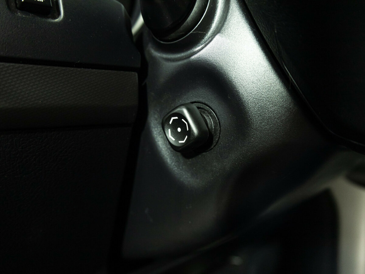 Toyota Land Cruiser Prado с пробегом — 2013 год. Фото: #13