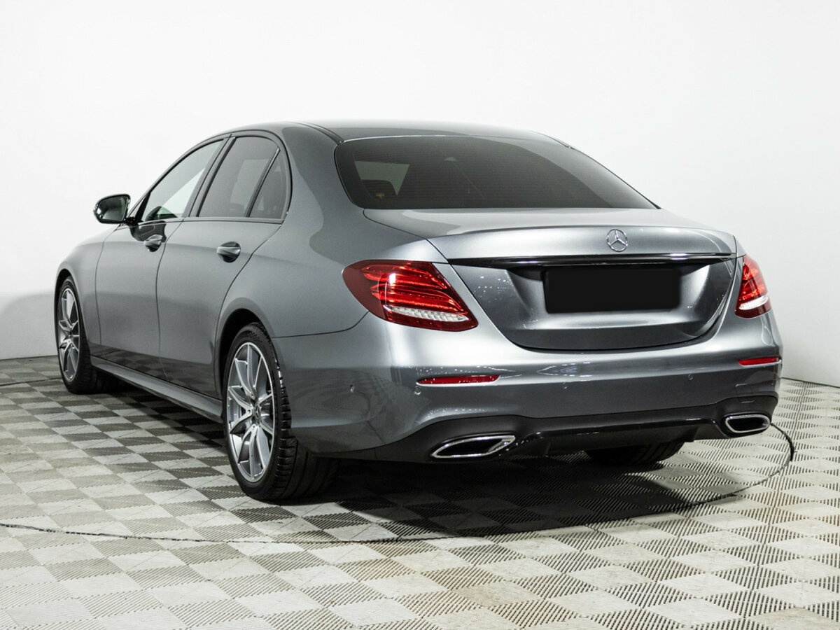 Mercedes-Benz E-Класс с пробегом — 2019 год. Фото: #6