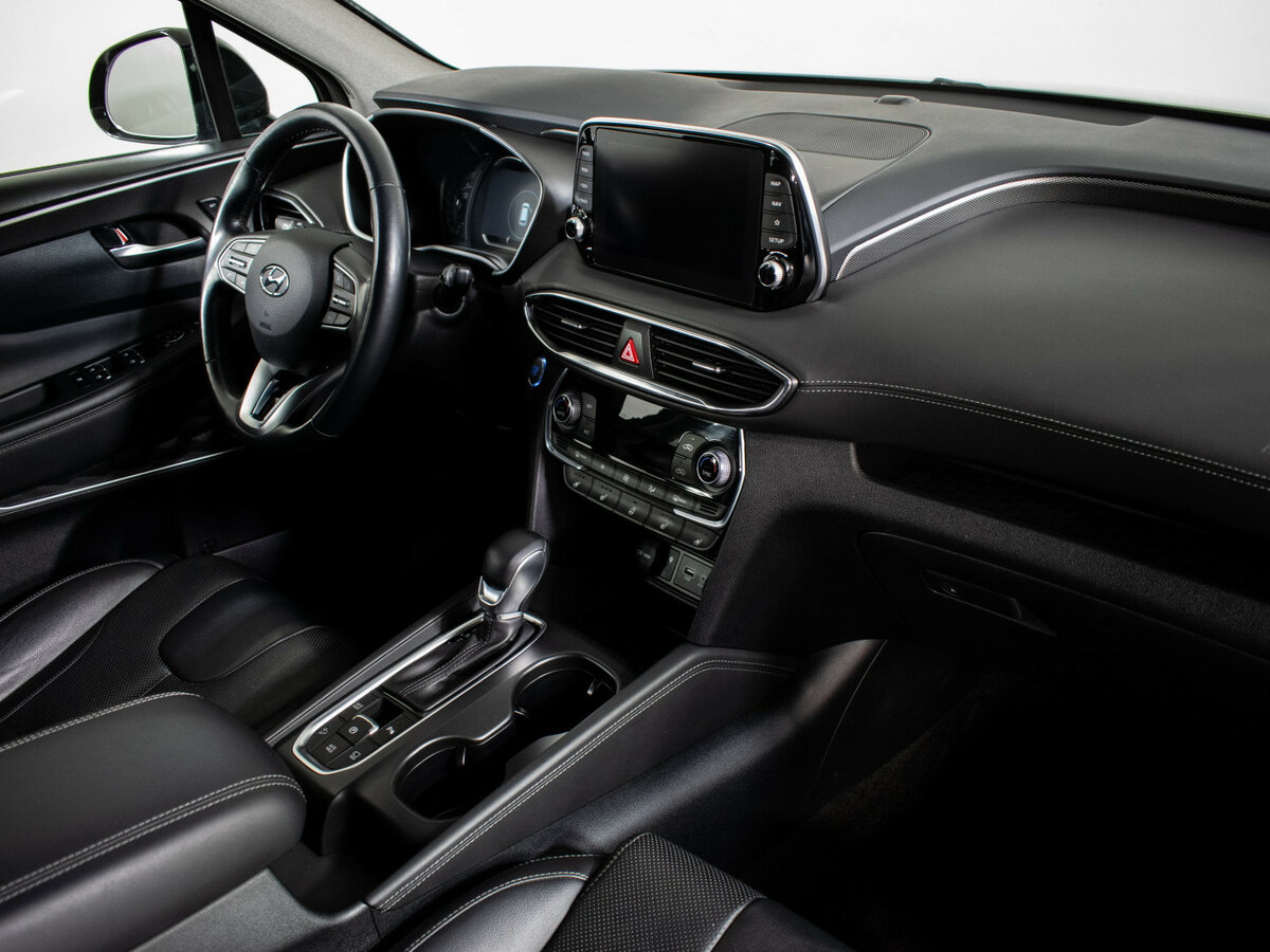 Hyundai Santa Fe с пробегом — 2020 год. Фото: #9