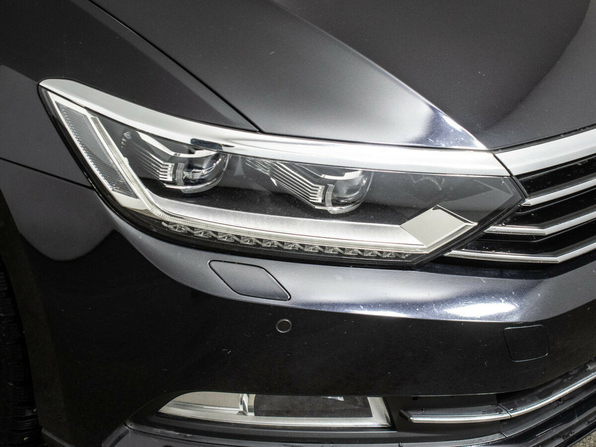 Volkswagen Passat с пробегом — 2017 год. Фото: #16