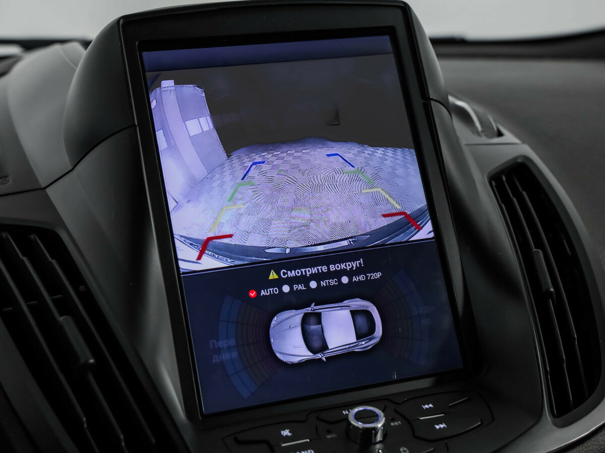 Ford Kuga с пробегом — 2015 год. Фото: #15