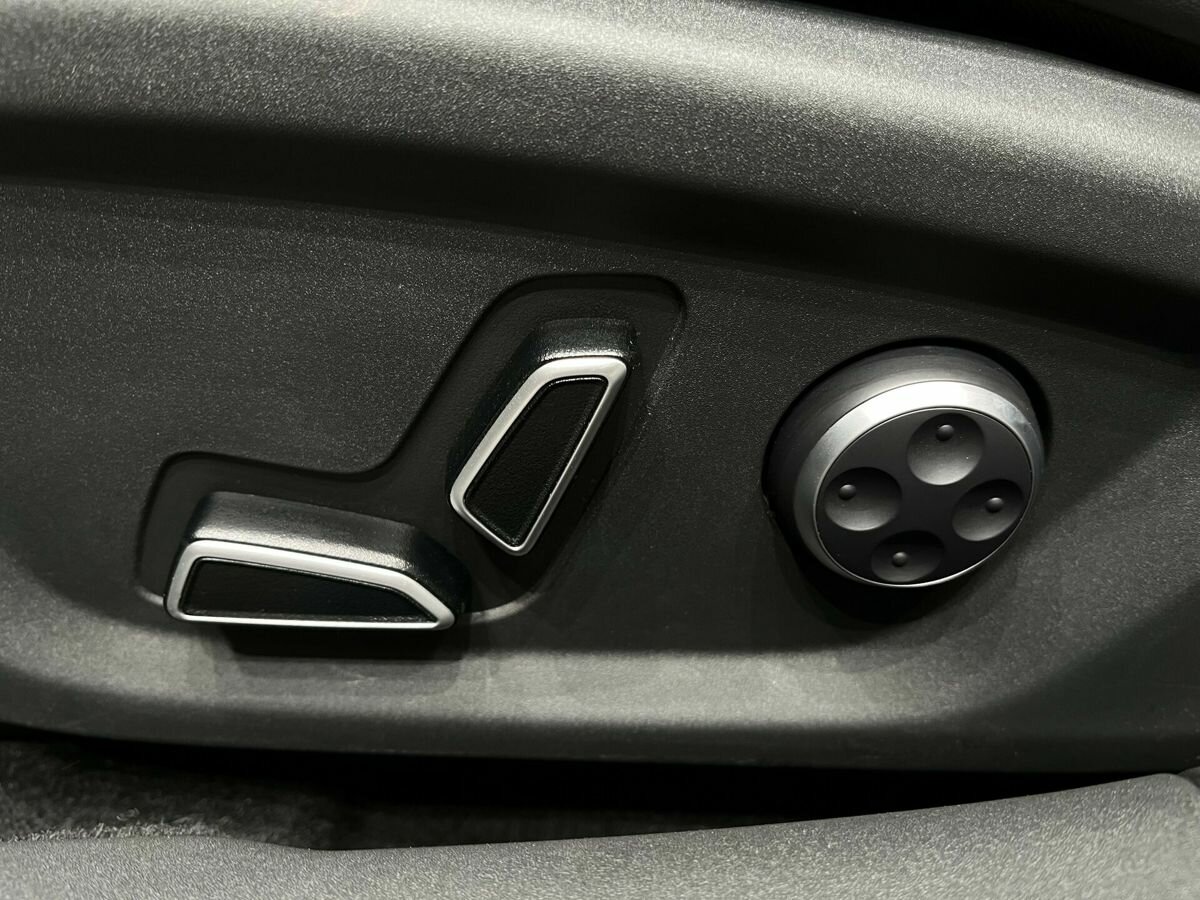 Changan UNI-V с пробегом — 2024 год. Фото: #23