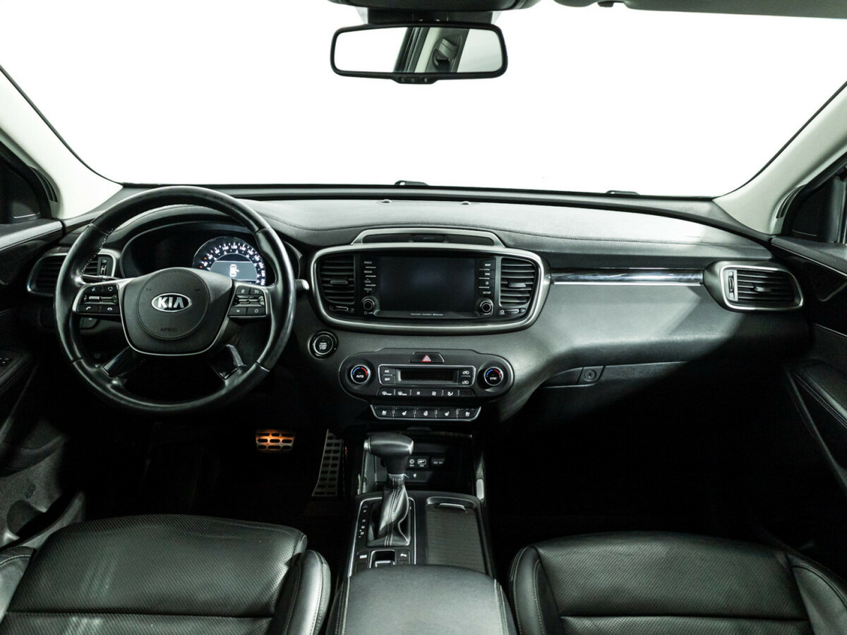 Kia Sorento с пробегом — 2020 год. Фото: #10