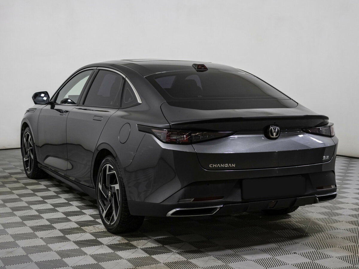 Changan Lamore с пробегом — 2023 год. Фото: #5