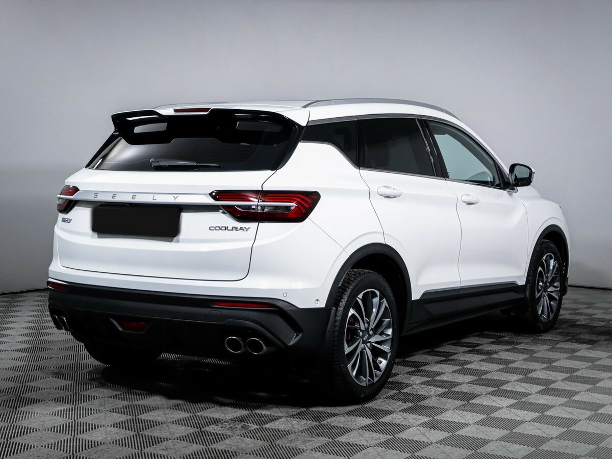 Geely Coolray с пробегом — 2023 год. Фото: #4