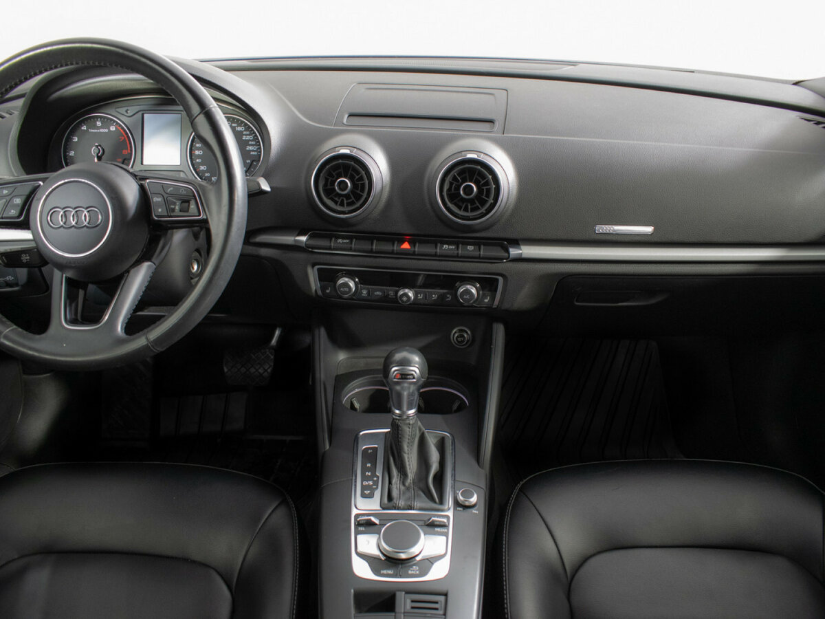 Audi A3 с пробегом — 2019 год. Фото: #8