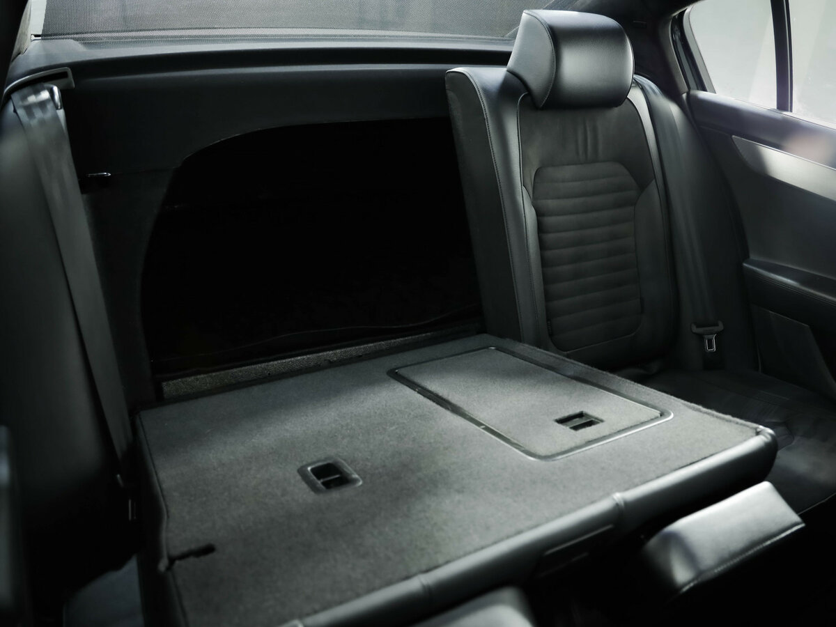 Volkswagen Passat с пробегом — 2014 год. Фото: #31