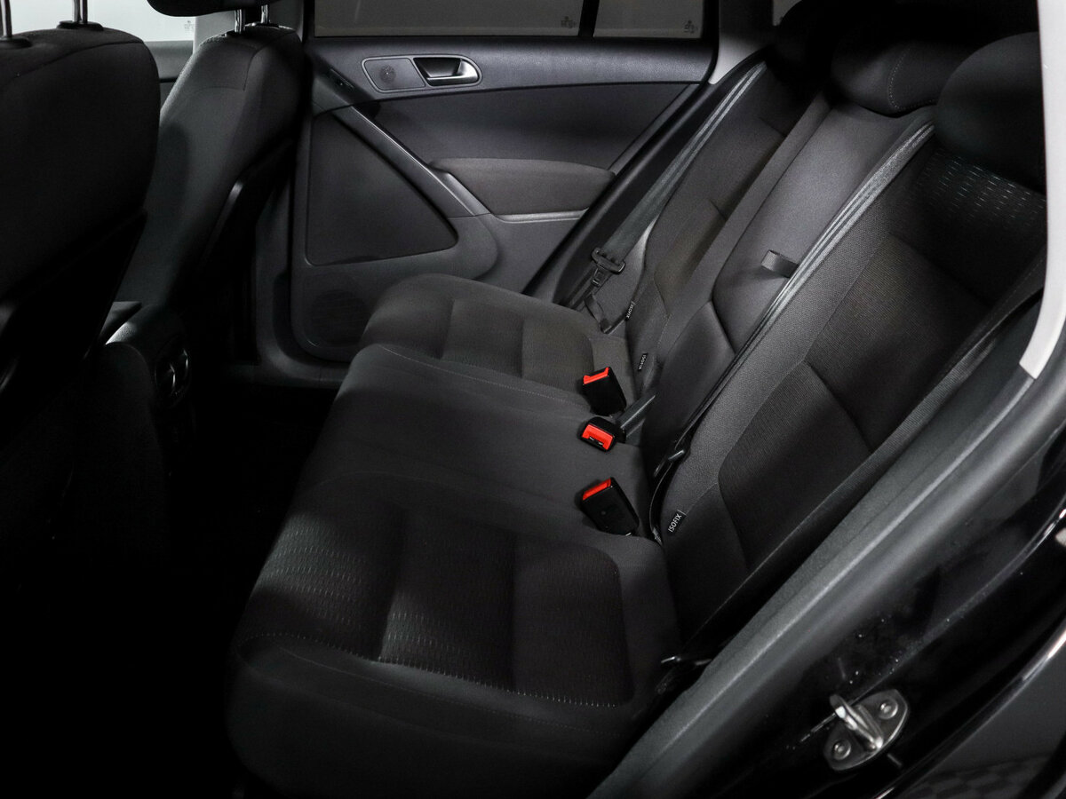 Volkswagen Tiguan с пробегом — 2016 год. Фото: #9
