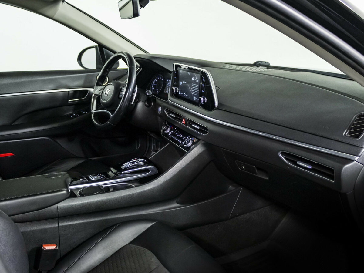 Hyundai Sonata с пробегом — 2020 год. Фото: #6