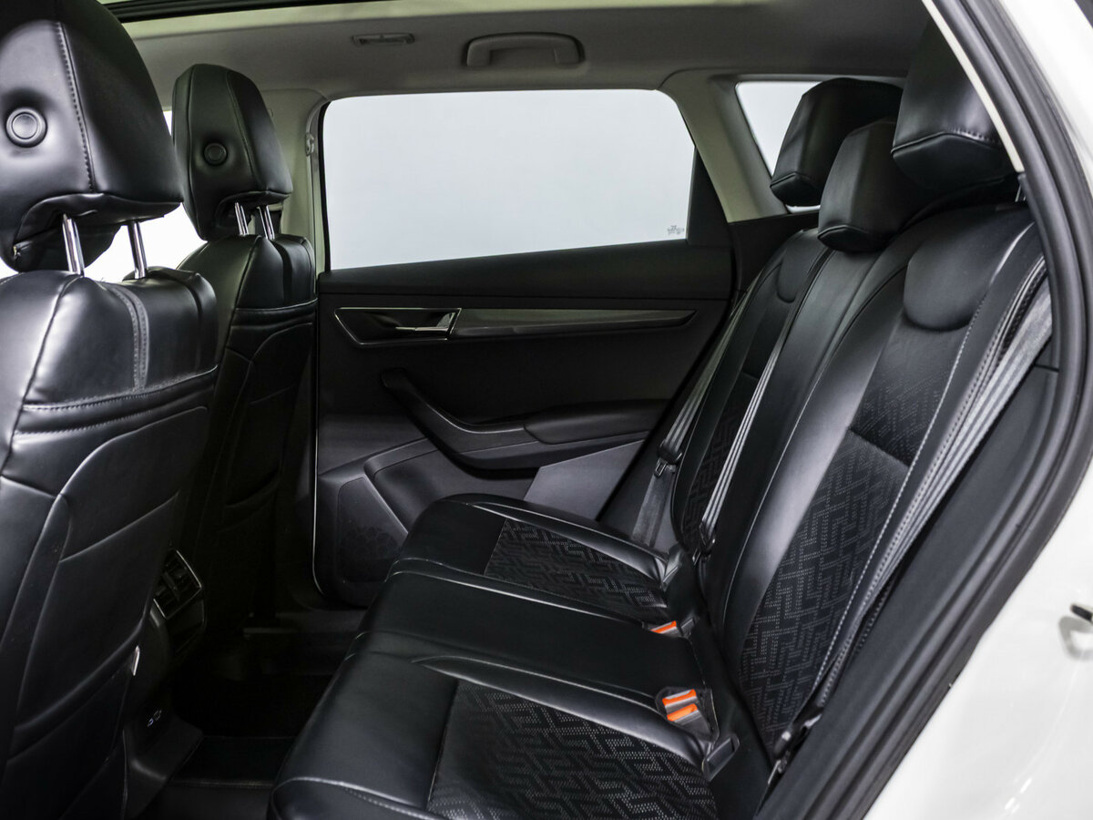 Skoda Karoq с пробегом — 2021 год. Фото: #11