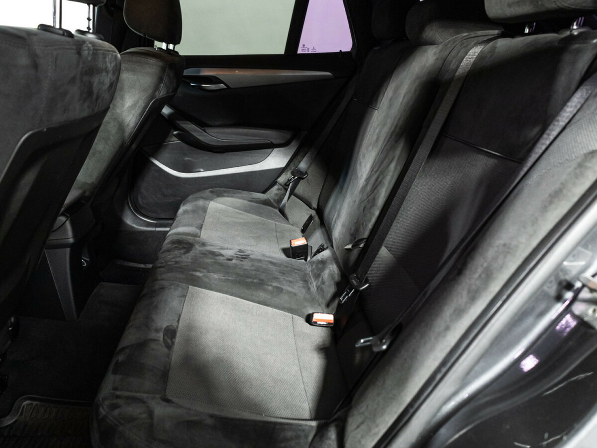 BMW X1 с пробегом — 2014 год. Фото: #9