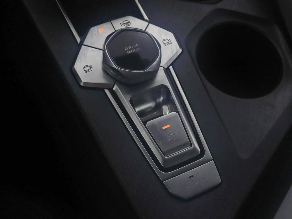 Changan UNI-V с пробегом — 2023 год. Фото: #17